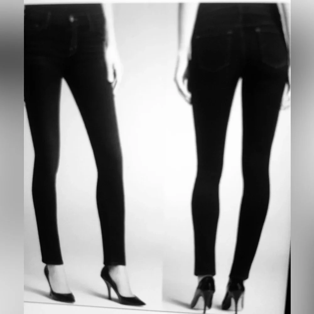 Women's Black Skinny Jeans